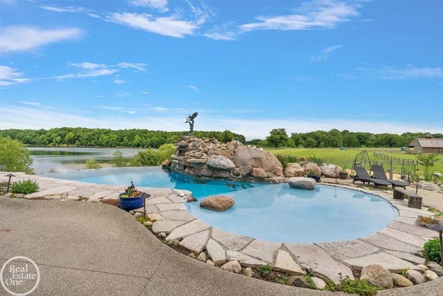 5419 Delano Road, Metamora, MI 48455