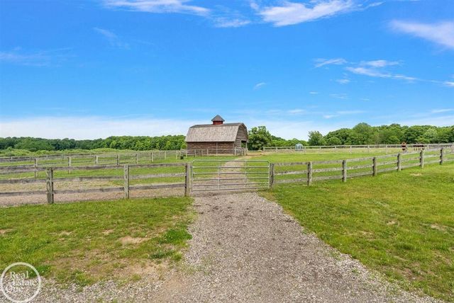 5419 Delano Road, Metamora, MI 48455