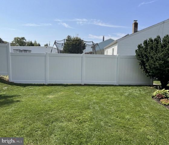 234 CHURCHILL AVE, Hamilton, NJ 08610