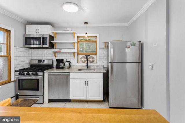 234 CHURCHILL AVE, Hamilton, NJ 08610