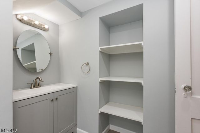 317 Richmond Ave, South Orange Village Twp., NJ 07079