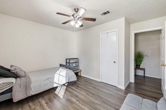 4502 Sage Circle, Baytown, TX 77521