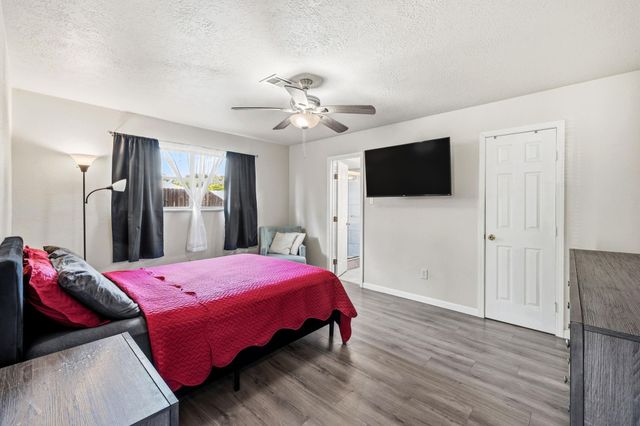4502 Sage Circle, Baytown, TX 77521