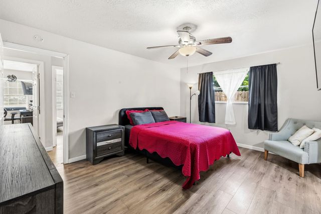 4502 Sage Circle, Baytown, TX 77521