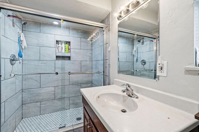 4502 Sage Circle, Baytown, TX 77521