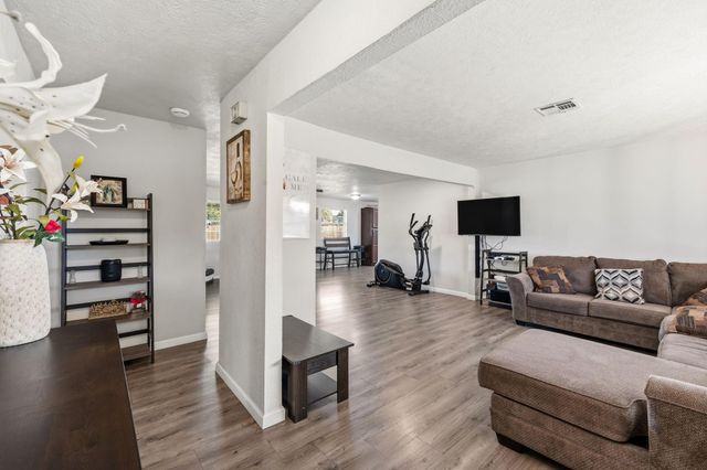 4502 Sage Circle, Baytown, TX 77521
