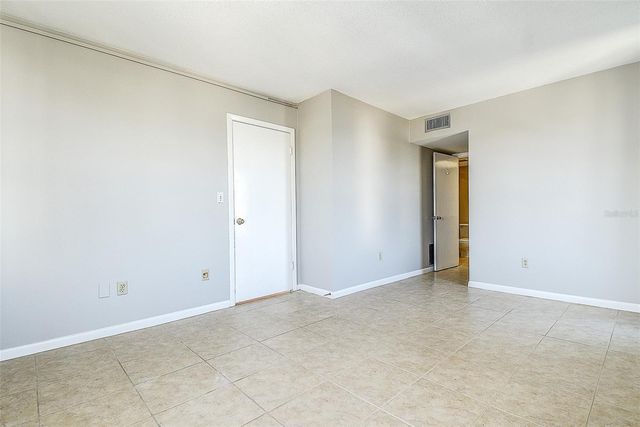 5220 BRITTANY DRIVE S 509, St Petersburg, FL 33715