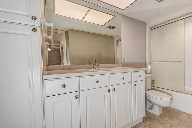 5220 BRITTANY DRIVE S 509, St Petersburg, FL 33715