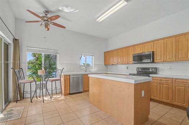 2020 SE 23rd Avenue, Homestead, FL 33035