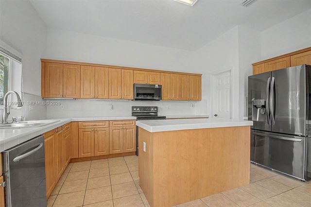 2020 SE 23rd Avenue, Homestead, FL 33035