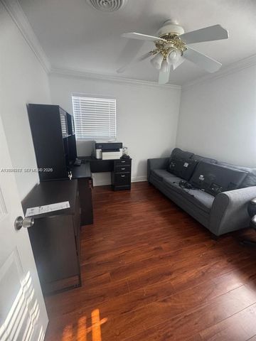 2801 NW 183rd St, Miami Gardens, FL 33056