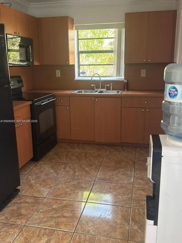2801 NW 183rd St, Miami Gardens, FL 33056