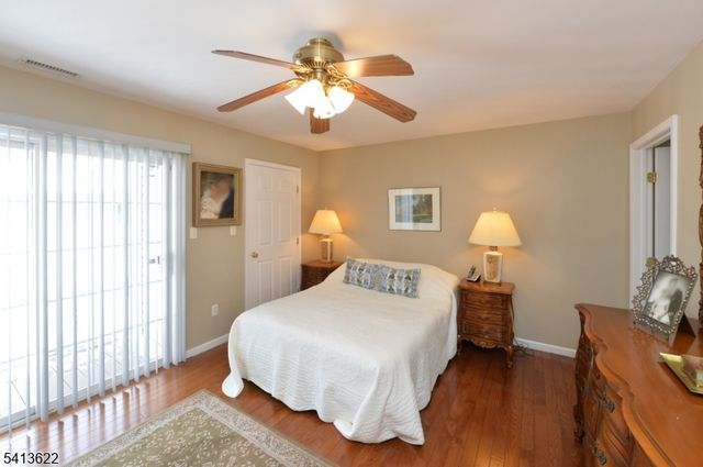 40 Chanda Ct 40, Clifton City, NJ 07012