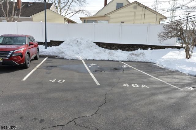 40 Chanda Ct 40, Clifton City, NJ 07012