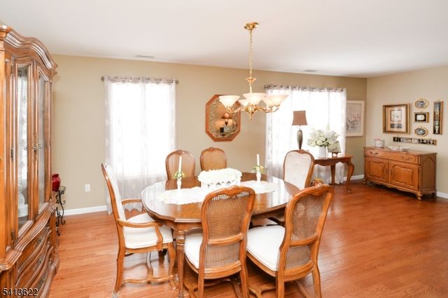 40 Chanda Ct 40, Clifton City, NJ 07012