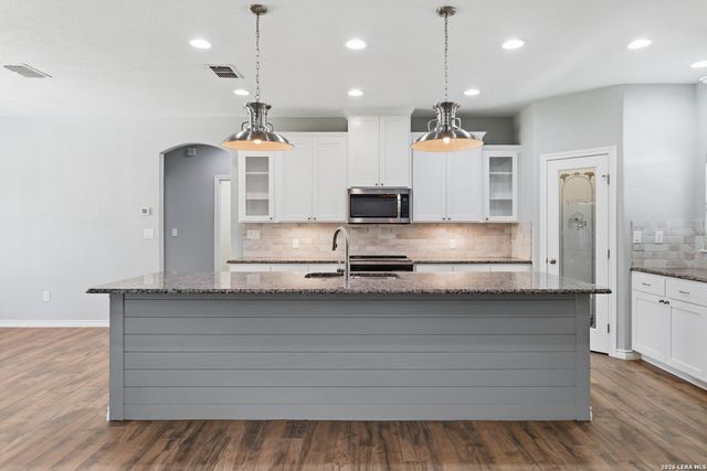 137 SENDERA CROSSING, La Vernia, TX 78121