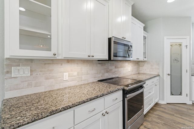 137 SENDERA CROSSING, La Vernia, TX 78121