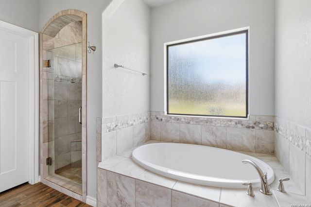 137 SENDERA CROSSING, La Vernia, TX 78121