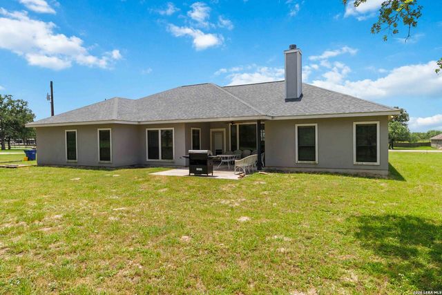 137 SENDERA CROSSING, La Vernia, TX 78121