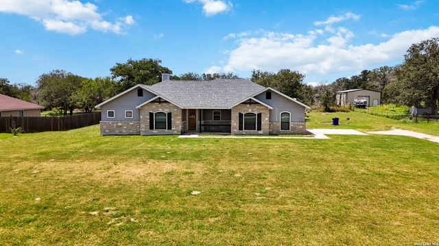 137 SENDERA CROSSING, La Vernia, TX 78121