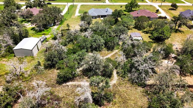 137 SENDERA CROSSING, La Vernia, TX 78121