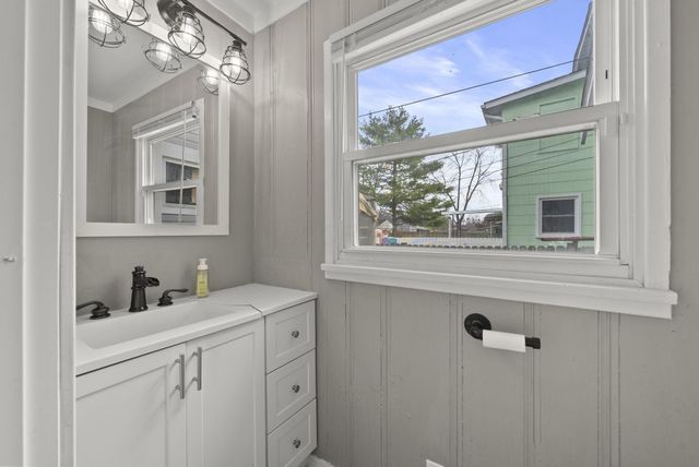 330 S Richardson Avenue, Columbus, OH 43204