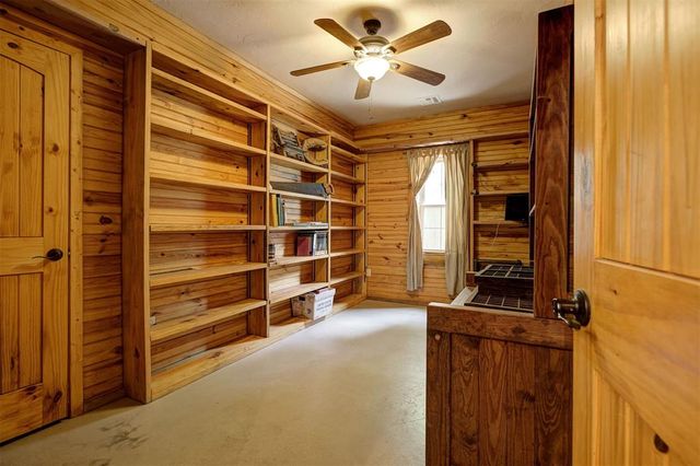 9401 Flat Armadillo Road, Lexington, OK 73051