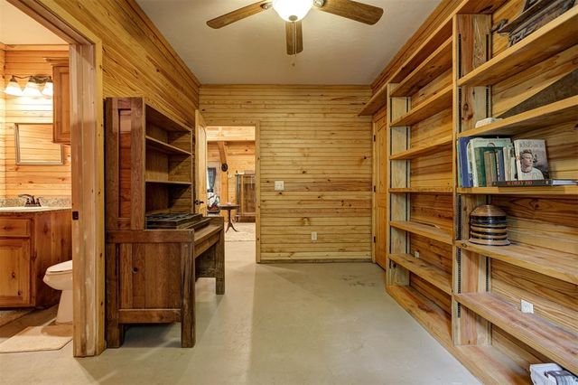 9401 Flat Armadillo Road, Lexington, OK 73051