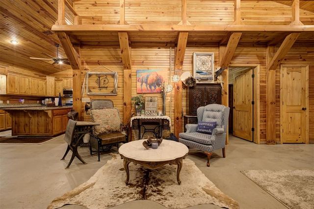 9401 Flat Armadillo Road, Lexington, OK 73051