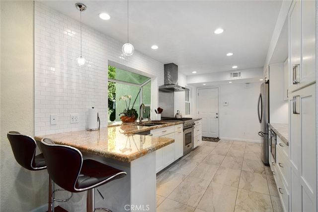 6347 Wynne Avenue, Tarzana, CA 91335