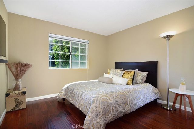 6347 Wynne Avenue, Tarzana, CA 91335