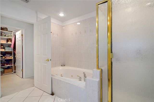 6347 Wynne Avenue, Tarzana, CA 91335