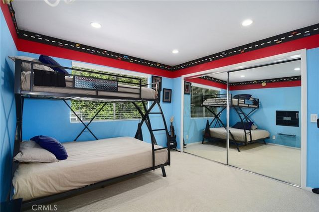 6347 Wynne Avenue, Tarzana, CA 91335