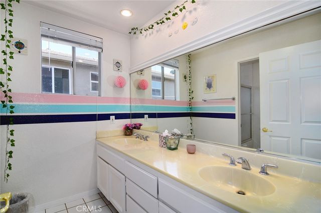 6347 Wynne Avenue, Tarzana, CA 91335