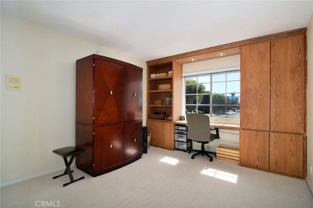 6347 Wynne Avenue, Tarzana, CA 91335