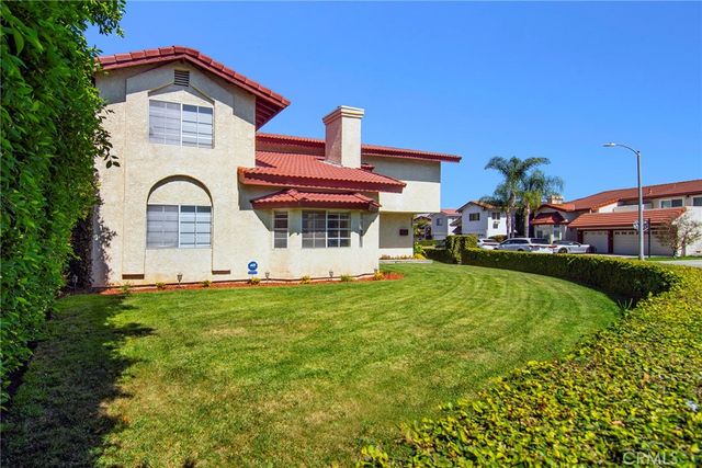 6347 Wynne Avenue, Tarzana, CA 91335