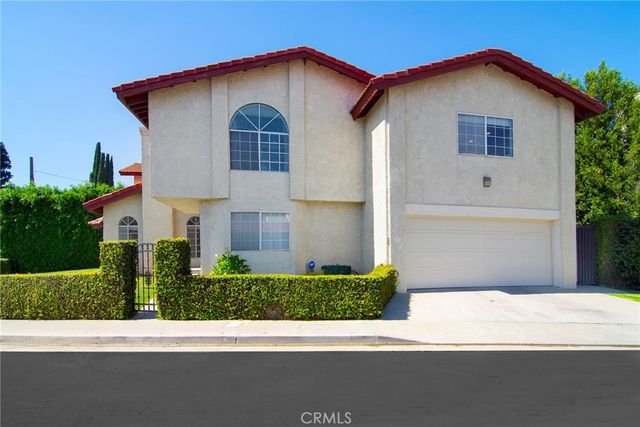 6347 Wynne Avenue, Tarzana, CA 91335