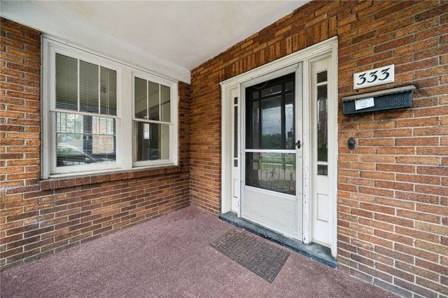 333 Greenwood Pl, Bridgeville, PA 15017