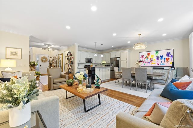 2 Spring Court, Huntington, NY 11743