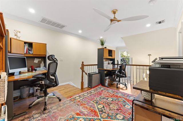 2 Spring Court, Huntington, NY 11743