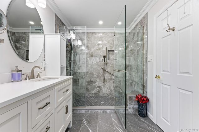 2 Spring Court, Huntington, NY 11743