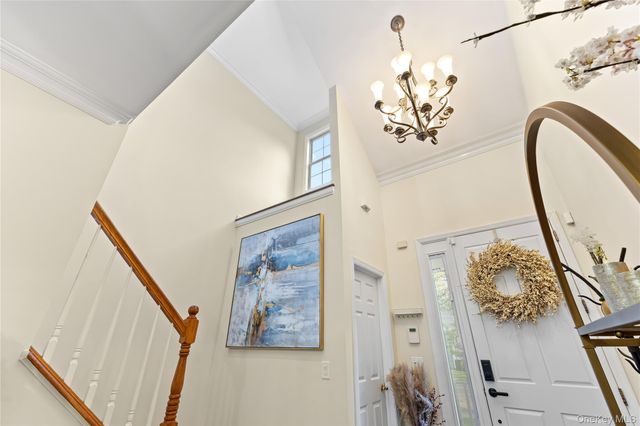 2 Spring Court, Huntington, NY 11743