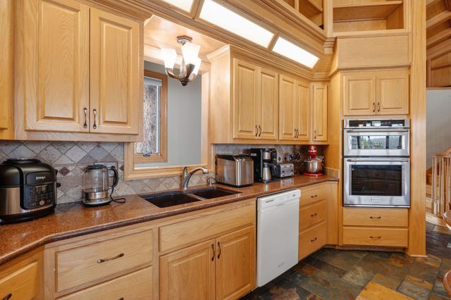 19661 Dakota Avenue, Prior Lake, MN 55372