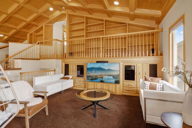 19661 Dakota Avenue, Prior Lake, MN 55372