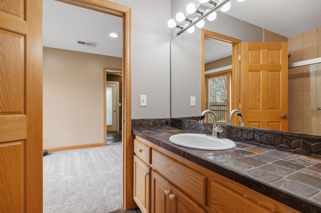 19661 Dakota Avenue, Prior Lake, MN 55372