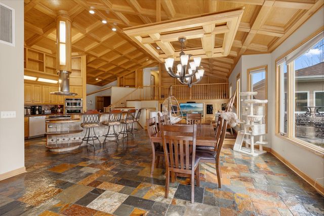 19661 Dakota Avenue, Prior Lake, MN 55372