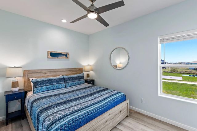 994 Jean Street, Gilchrist, TX 77617