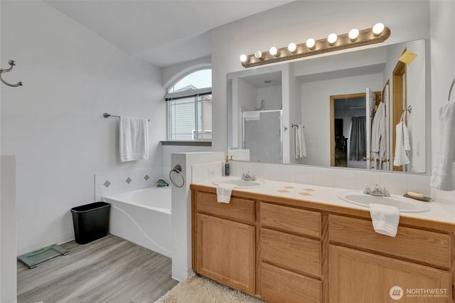 16812 118th Avenue Ct E, Puyallup, WA 98374