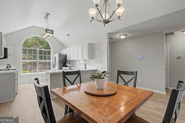 28 Pecan Lake Court, Sharpsburg, GA 30277