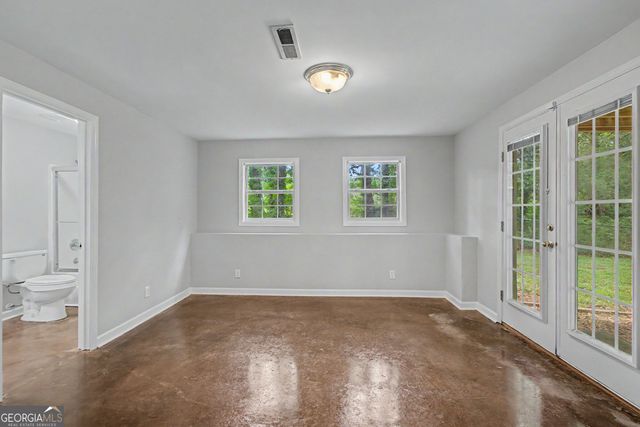28 Pecan Lake Court, Sharpsburg, GA 30277